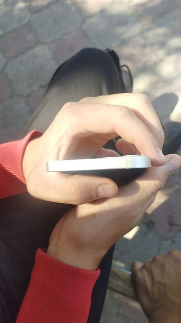 poco m5c: Apple iPhone (белый) Телефон в идеальном состоянии не скрывался — 4