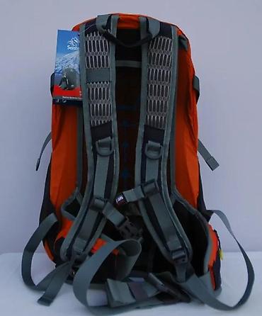 Sportske torbe i rančevi: Planinarski ranac – 30L - Zapremina: 30 litara (oznaka “HIKING 30L”) — 6