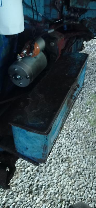 Traktorlar: Kənd təsərrüfatı üçün universal təkərli traktor - Rəng: mavi, geniş — 13