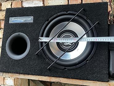 Сабвуферы для авто: Сабвуфер в оформлении «Bassengine» в корпусе фазоинверторного типа. - — 2