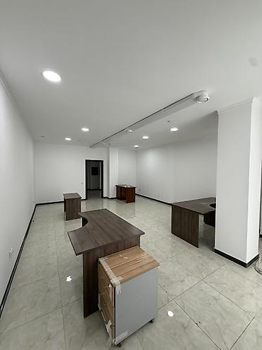 фурманова 23: Аренда офисов, 42 м², В бизнес центре, С видом на горы, 1 линия, С системой безопасности — 1