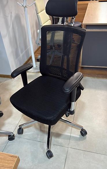 Ofis mebeli: Her biri yenidir.Magaza yaxinlasa biler ve yaxud chatirilma ede — 5