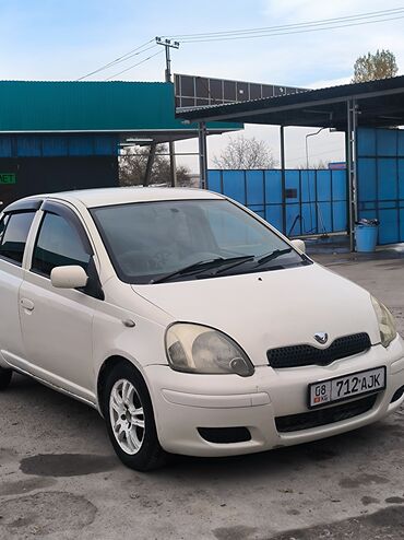 Toyota: Toyota Vitz: 2003 г., 1.3 л, Автомат, Бензин, Хэтчбэк