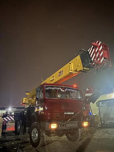 Подъемные краны: KamAZ Kran 5320, 25 tonluq, 3 mostludur. Çox ideal vaziyyatdedir, heç — 2