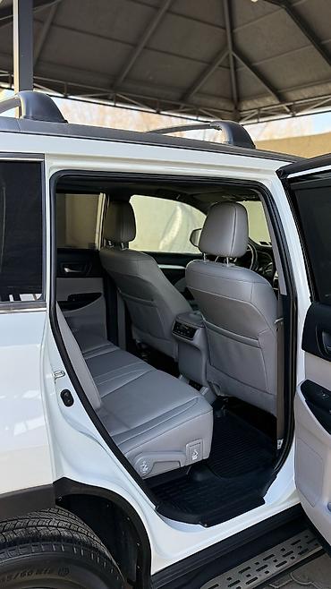 Toyota: Toyota Highlander: 2019 г., 3.5 л, Автомат, Бензин, Внедорожник — 9