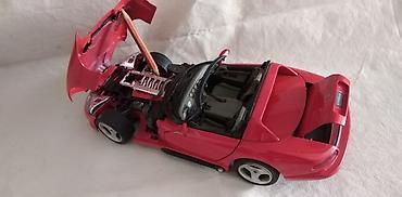 ociscena: Burago Dodge Viper 1 /18, fali staklo.Desno sediste nije — 5