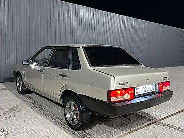Lancia: ВАЗ (ЛАДА) 21099: 1999 г., Механика, Бензин, Седан — 2