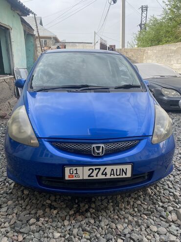 Honda: Honda Fit: 2003 г., 1.3 л, Вариатор, Бензин, Универсал at lalafo.kg Honda: Honda Fit: 2003 г., 1.3 л, Вариатор, Бензин, Универсал