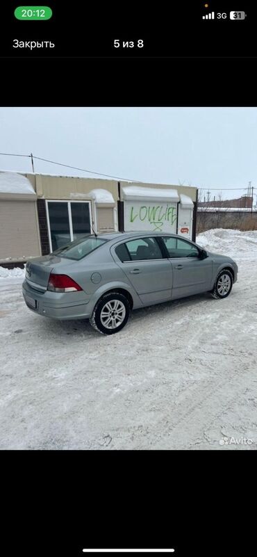 Opel: Opel Astra: 2011 г., 1.8 л, Автомат, Бензин, Седан