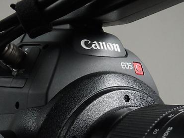 camera sony: Кинокамера Canon EOS C100 + Sigma 18-35 1.8 Art. Накамерный монитор — 6