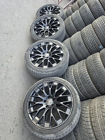 Комплект колес Mercedes: литые диски R20 + шины 245/40 R20 -