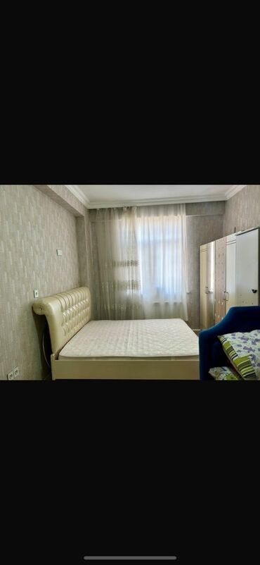 Коммерческая недвижимость: Sekillerde əks olunan divan və yataq dəsti (kravat, şkaf, iki ədəd