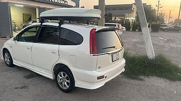 китаец машина: Honda Stream: 2002 г., 2 л, Автомат, Минивэн — 3