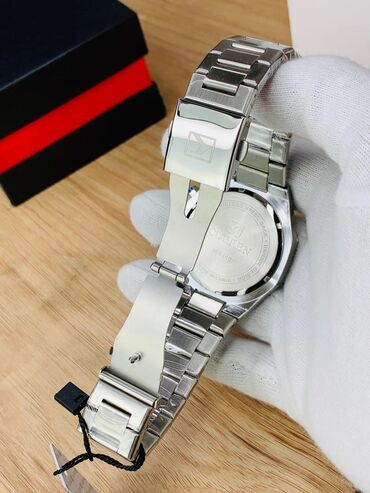 Qol saatları: Yeni, Qol saatı, Curren — 11