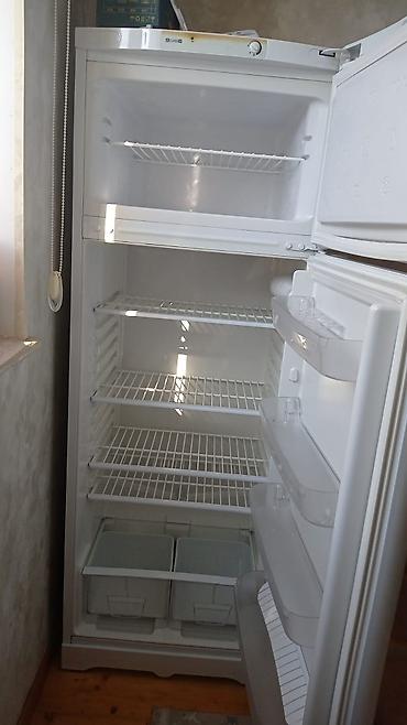 isləmis soyuducular: Indesit markalı, iki kameralı soyuducu.250manat suraxanı tam işləkdir — 3