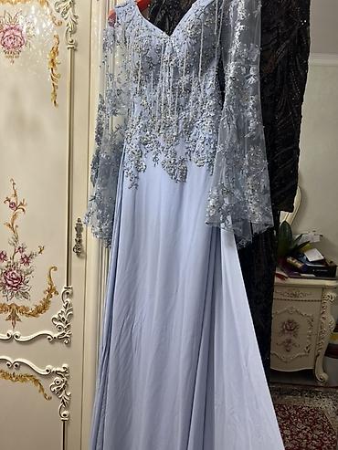 Вечерние платья: Вечерние платья, полная длина. 1) Черное платье:брала за 18000т отдам — 3