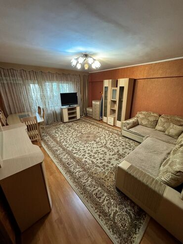 Продажа домов: 3 комнаты, 103 м², Индивидуалка, 3 этаж, Евроремонт