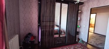 Спальные гарнитуры: Спальный гарнитур, Б/у, Двуспальная кровать, Шкаф, Комод, Самовывоз