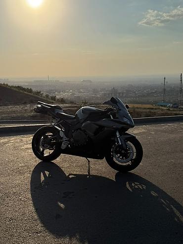 Мотоциклы: Спортбайк Honda, 1000 куб. см, Бензин, Взрослый, Б/у — 3