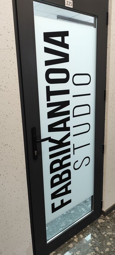 Ремонт окон и дверей: Перегородка: Ремонт, Бесплатный выезд — 13