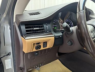 Lexus: Lexus ES: 2017 г., 2.5 л, Гибрид, Седан — 13