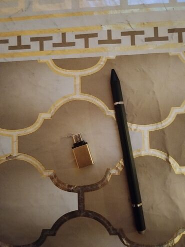 Digər planşetlər: Planşet seti – 16 Max Komplekt: - 16 Max planşet - Maqnitli qapaqlı — 11