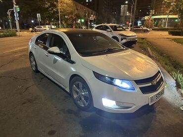 Chevrolet: Chevrolet Volt: 2012 г., 1.4 л, Автомат, Гибрид, Универсал
