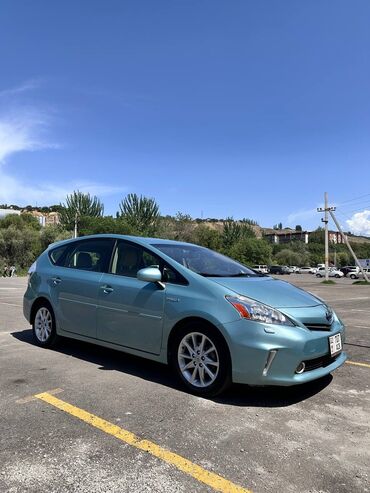 Toyota: Toyota Prius: 2013 г., 1.8 л, Автомат, Бензин, Хэтчбэк