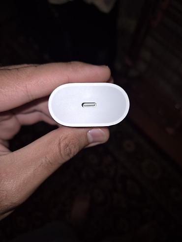 Мобильные телефоны и аксессуары: Orginal adapter iphone üçün rəsmi mağazadan alınıb ela vezyetdedir — 3