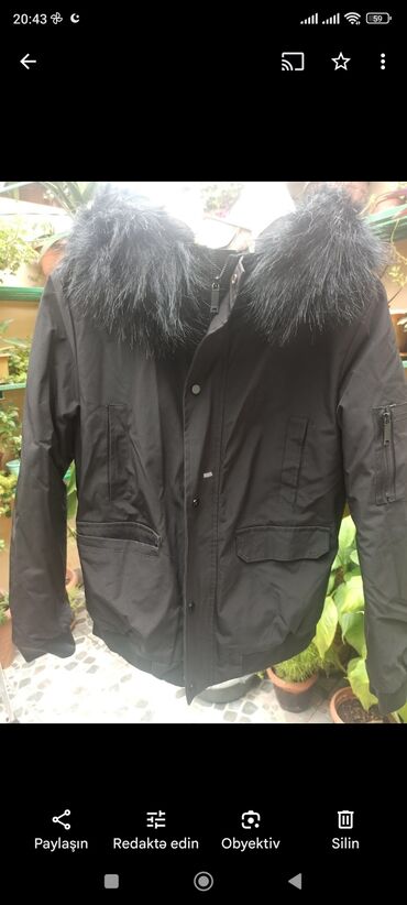 Куртки: Куртка XS (EU 34), S (EU 36), M (EU 38), цвет - Черный