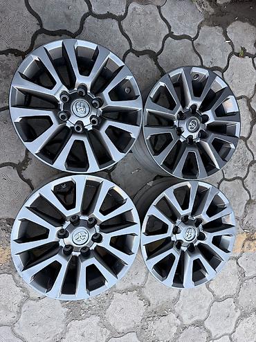 Диски: Литые Диски R 18 Toyota, Комплект, отверстий - 6, Б/у — 2