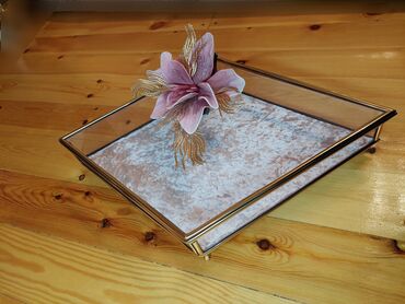 Sifarişlə masa və oturacaq dəstləri: Düz masa, Digər adam sayı, Açılmayan, Zəmanətsiz — 8