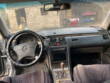 продажа авто в бишкеке и по всему кыргызстану: Mercedes-Benz E-Class: 1999 г., 3.2 л, Автомат, Бензин, Седан