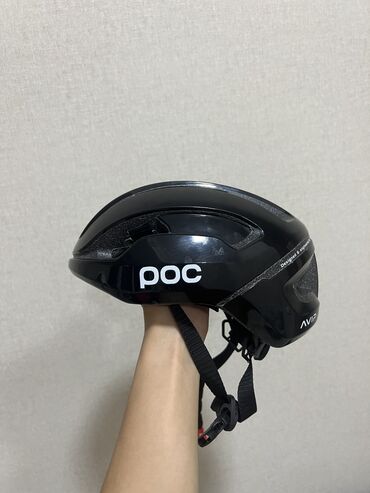 Велоаксессуары: Воло шлем POC размер 55-62 (M) в хорошем состоянии не разу не падал на at lalafo.kg Велоаксессуары: Воло шлем POC размер 55-62 (M) в хорошем состоянии не разу не падал на