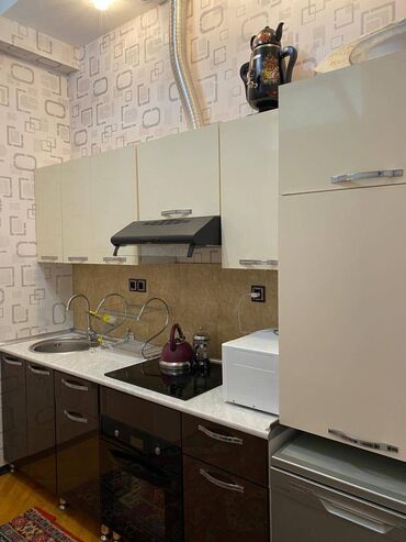 Yeni tikili: 9-cu mikrorayon, 3 otaqlı, Yeni tikili, 80 kv. m -da lalafo.az — 15 Yeni tikili: 9-cu mikrorayon, 3 otaqlı, Yeni tikili, 80 kv. m — 15