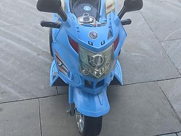 velosiped 4 tekerli: Uşaq üçün elektrikli üçtəkərli motosiklet – mavi rəngdə — 1