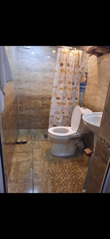 дом на колесах turbo az: Mərdakanda əsas yolun ustunda 4 otaqli ev.satilir .dəniz yoluna