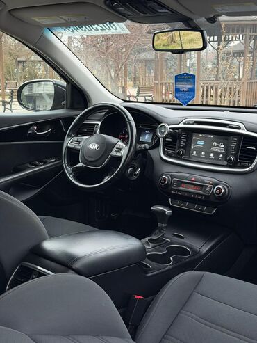 Kia: Kia Sorento: 2019 г., 2.4 л, Автомат, Бензин, Кроссовер — 9