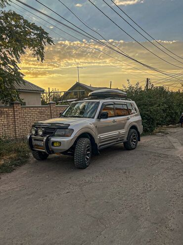 раздатка на нива: Mitsubishi Montero: 2001 г., 3.5 л, Автомат, Бензин, Жол тандабас