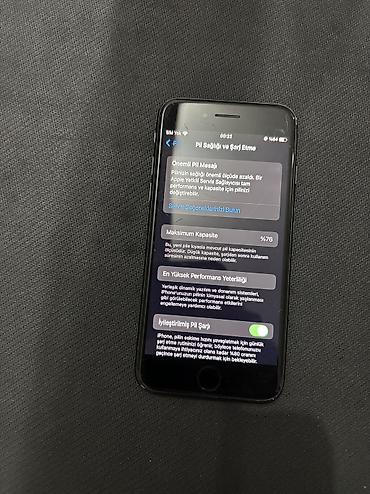 prodat iphone: IPhone SE 2020, 128 GB, Qara, Barmaq izi, Simsiz şarj — 3