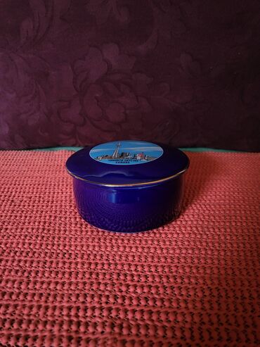 Ostali kućni dekor: Satula nova japanski porcelan. 80te. Visina. 5,5cm. Precnik — 3