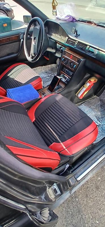 yeşqa mersedes: Mercedes-Benz E 250: 2.5 l | 1993 il Sedan — 2