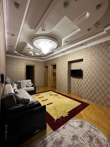 Uzunmüddətli kirayə mənzillər: 8 Noyabr metrosu Rahatin yanınında mənzil kirayə verilir. Mərtəbə — 19