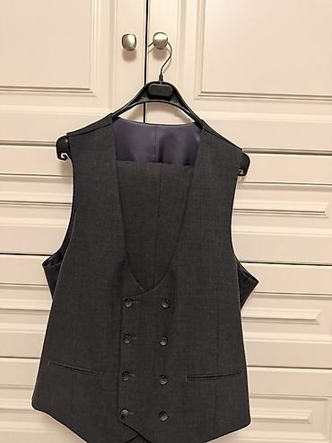 vicolo кастюм: Мужской классический костюм-тройка Vakkoni, Slim Fit. Комплектация: - — 4