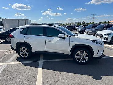 Toyota: Toyota RAV4: 2021 г., 2.5 л, Вариатор, Гибрид, Кроссовер — 4