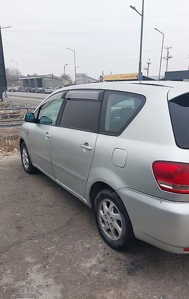 Toyota: Toyota Ipsum: 2003 г., 2.4 л, Автомат, Газ, Минивэн — 6