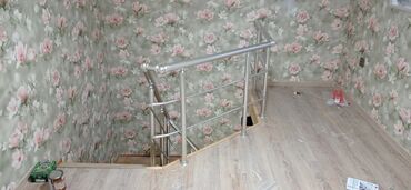 Pilləkən məhəccərləri: Şəkillərdə müxtəlif layihələr və tərtibat nümunələri göstərilib — 10