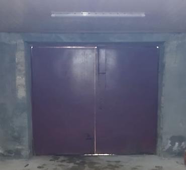 darvaza qapl: Şveller karkaslı qaraj qapısı. Qapı çıxardılıb və yenidən — 2
