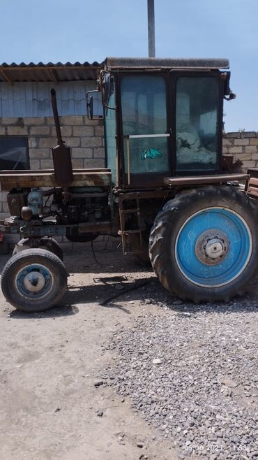 traktor dt 75: Pambıq yığan kombayn Altından çıxan Traktordur Yaxşı vəziyyətdədir