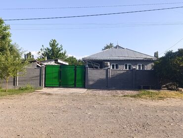 продается дом щербакова: Продаю большой, теплый дом в селе Полтавка. в доме 3 спальни, зал